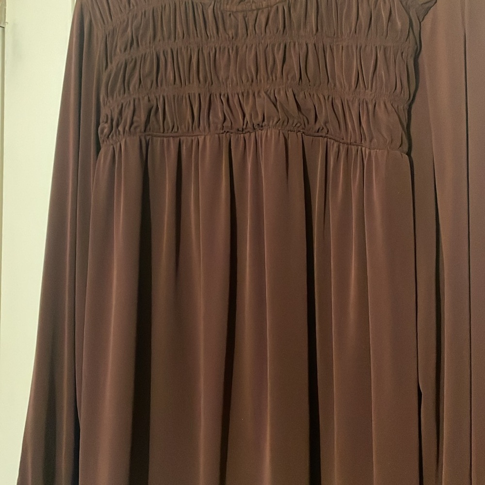 Maroon blouse - Picture 4 of 5